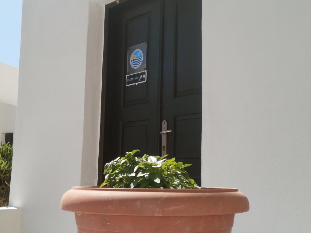 Villa Ostria Kamari  Exterior photo