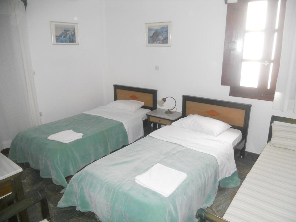 Villa Ostria Kamari  Room photo